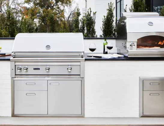 dcs-gas-grill-outdoor-kitchen